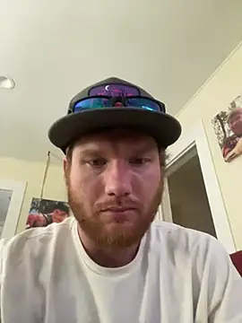 Snapshot of dcockell chatting on March 10, 12:28 am dcockell online show from March 10, 12:28 am