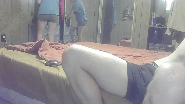 dcockell online show from April 1, 2:35 am