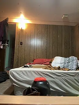 dcockell online show from February 24, 12:00 am