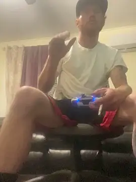 Snapshot of dcockell chatting on March 23, 8:15 am dcockell online show from March 23, 8:15 am