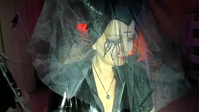 Snapshot of WitchBlueRose chatting on October 31, 4:14 pm WitchBlueRose online show from October 31, 4:14 pm