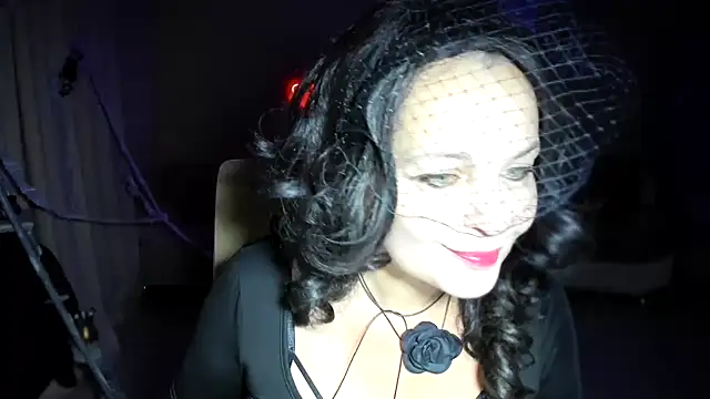 Snapshot of WitchBlueRose chatting on October 30, 5:21 pm WitchBlueRose online show from October 30, 5:21 pm