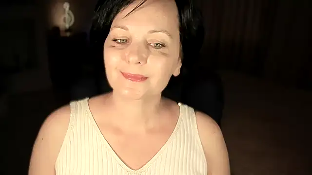 Snapshot of WitchBlueRose chatting on June 20, 6:24 pm WitchBlueRose online show from June 20, 6:24 pm