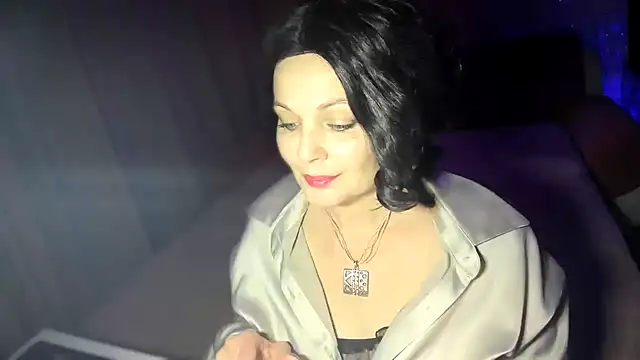 Snapshot of WitchBlueRose chatting on November 24, 6:30 pm WitchBlueRose online show from November 24, 6:30 pm