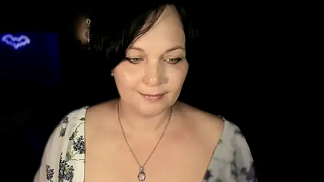 Snapshot of WitchBlueRose chatting on July 5, 4:58 pm WitchBlueRose online show from July 5, 4:58 pm