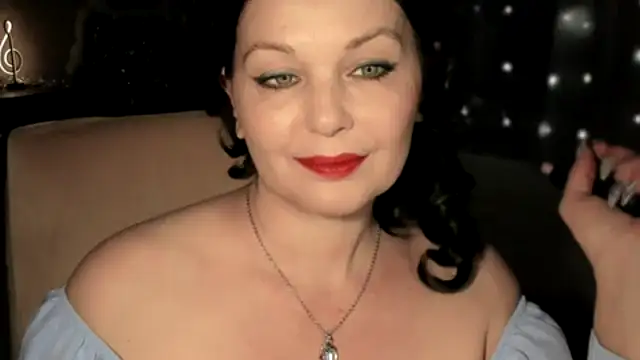 WitchBlueRose online show from January 8, 4:46 pm