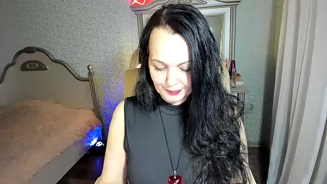 WitchBlueRose online show from December 5, 6:28 pm
