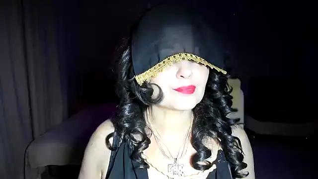 Snapshot of WitchBlueRose chatting on November 11, 5:52 pm WitchBlueRose online show from November 11, 5:52 pm