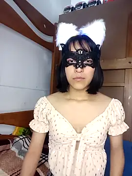 Snapshot of PequeArely chatting on December 20, 7:17 pm PequeArely online show from December 20, 7:17 pm