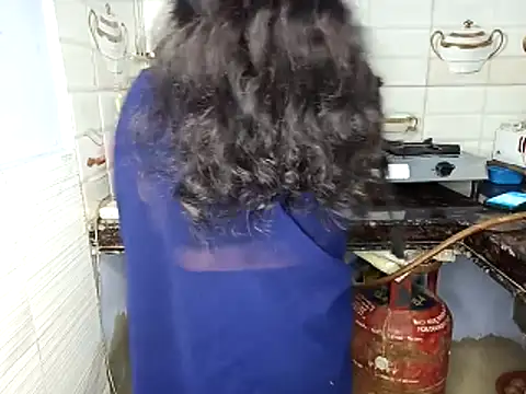 Muktha online show from November 22, 2:27 pm