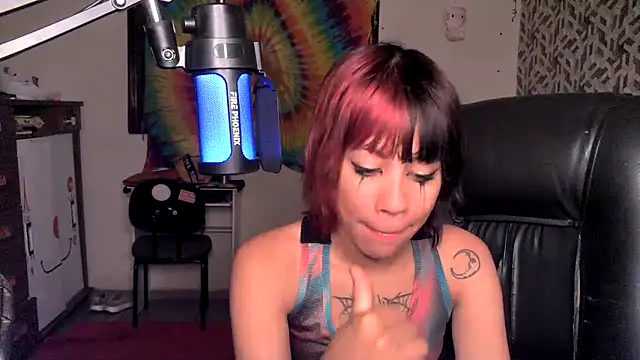 Liv Alt online show from April 28, 7:18 pm