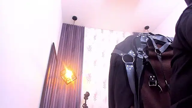 Snapshot of brigittemiller chatting on November 25, 4:18 pm brigittemiller online show from November 25, 4:18 pm