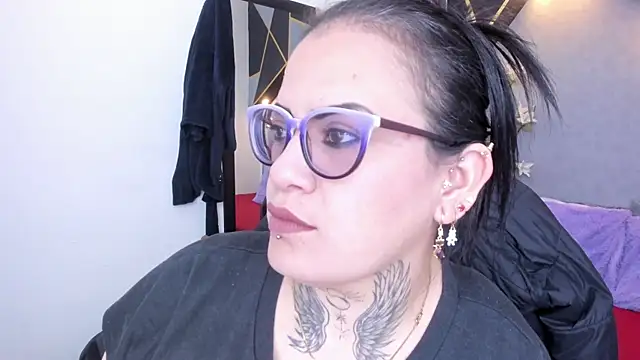 brigittemiller online show from May 26, 2:09 am