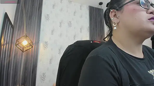 brigittemiller online show from December 5, 3:43 pm