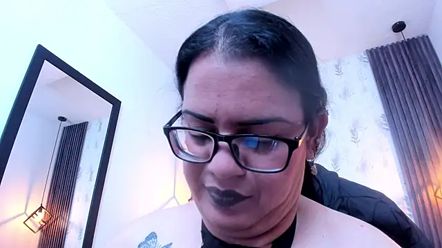 Snapshot of brigittemiller chatting on October 29, 5:34 pm brigittemiller online show from October 29, 5:34 pm