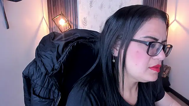 Snapshot of brigittemiller chatting on October 23, 4:49 pm brigittemiller online show from October 23, 4:49 pm