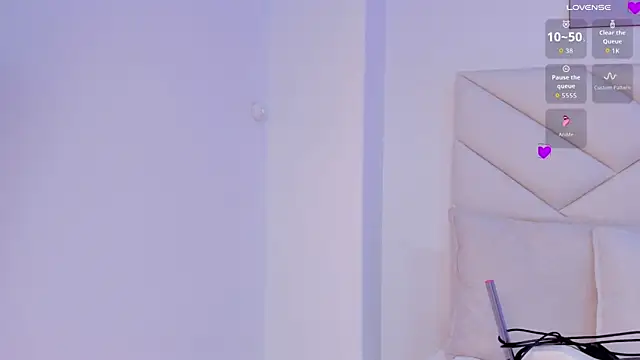 zoe rivers online show from January 10, 6:03 pm