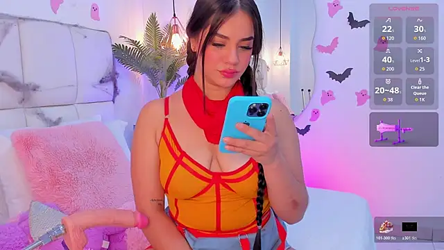 zoe rivers online show from October 29, 1:37 am