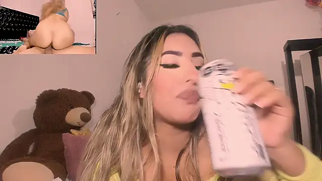 sexylatin  online show from March 10, 3:32 am