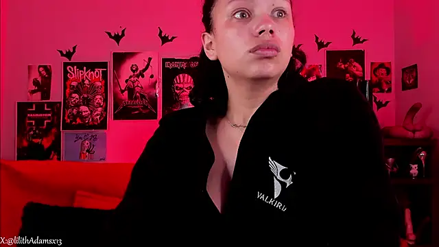 lilith-deveraux online show from April 15, 3:05 pm