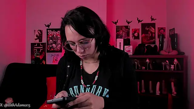 lilith-deveraux online show from January 17, 3:26 pm