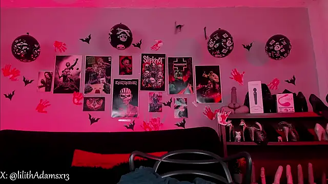 lilith-deveraux online show from November 26, 4:07 pm