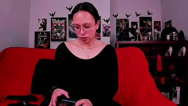 Snapshot of lilith-deveraux chatting on June 16, 1:55 pm lilith-deveraux online show from June 16, 1:55 pm