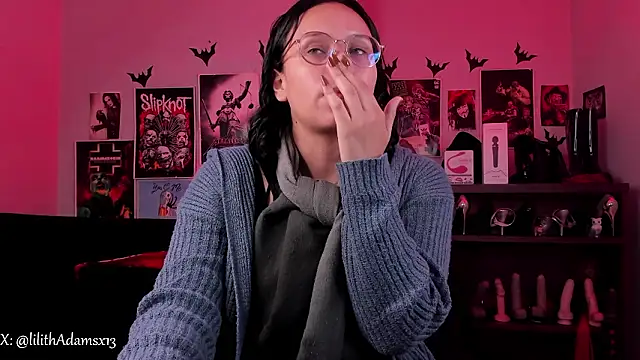 lilith-deveraux online show from March 18, 2:52 pm