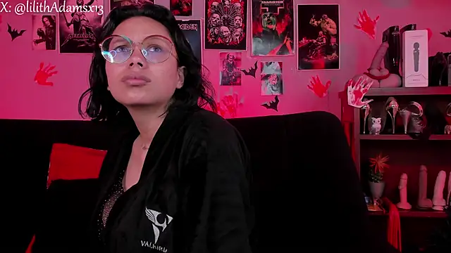 lilith-deveraux online show from November 10, 1:27 pm