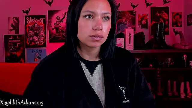 lilith-deveraux online show from April 25, 3:53 pm