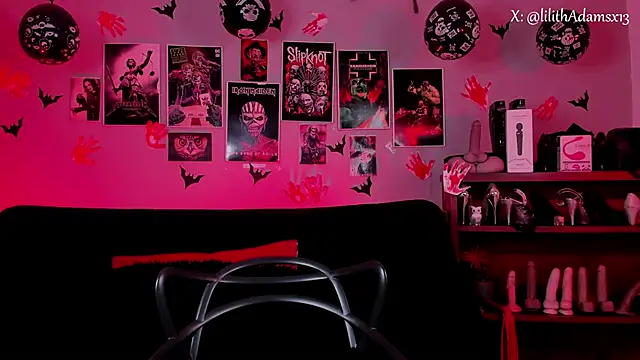 lilith-deveraux online show from November 13, 8:46 pm