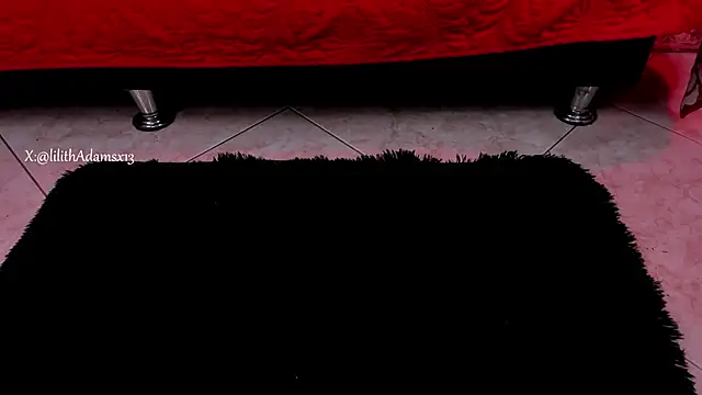 lilith-deveraux online show from October 22, 2:05 pm