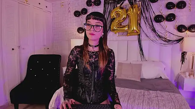 dayanne07 online show from October 7, 8:32 pm