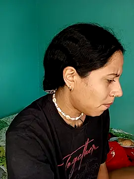 Karii-R online show from March 6, 2:23 pm