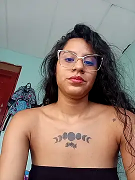 Karii-R online show from February 12, 2:39 pm