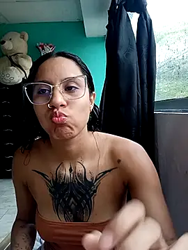 Karii-R online show from March 9, 2:09 pm