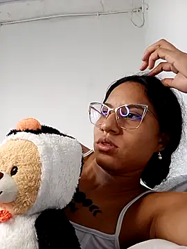 Karii-R online show from December 18, 11:25 am