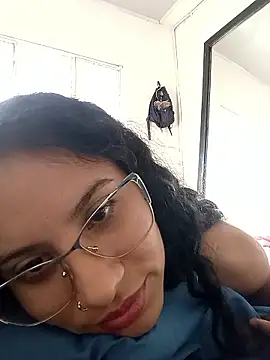 Karii-R online show from January 12, 1:51 pm