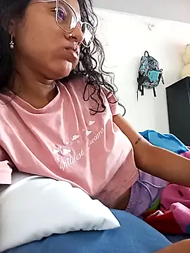 Karii-R online show from November 10, 1:16 pm