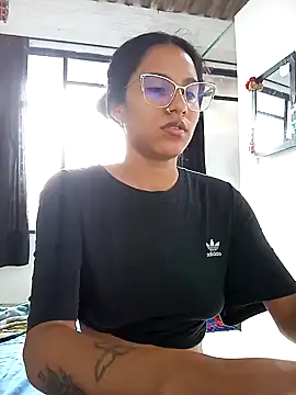 Karii-R online show from October 18, 4:20 pm