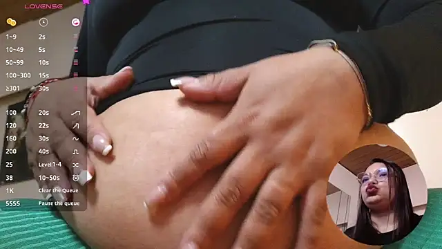 virtual charm online show from March 31, 1:13 pm