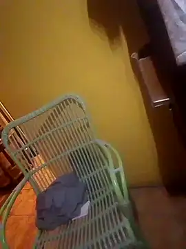 Snapshot of perkins1mm chatting on December 7, 7:49 pm perkins1mm online show from December 7, 7:49 pm