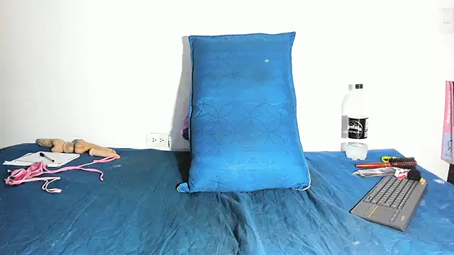 Arantza Hill online show from October 31, 10:49 pm