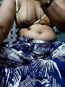 gunjan22 online show from February 9, 9:40 am