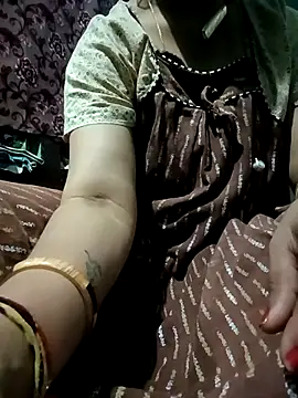 gunjan22 online show from February 22, 2:52 pm