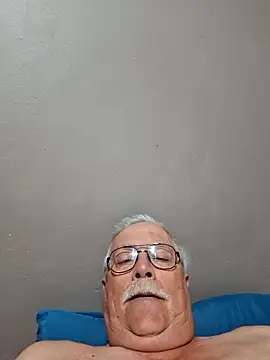 Snapshot of NawtyB1965 chatting on September 11, 3:39 am NawtyB1965 online show from September 11, 3:39 am