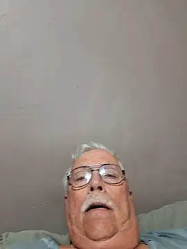 Snapshot of NawtyB1965 chatting on June 3, 3:51 am NawtyB1965 online show from June 3, 3:51 am