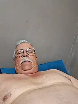 Snapshot of NawtyB1965 chatting on September 29, 3:46 am NawtyB1965 online show from September 29, 3:46 am