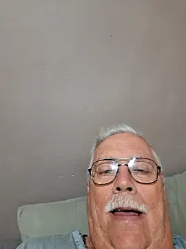 Snapshot of NawtyB1965 chatting on June 2, 3:50 am NawtyB1965 online show from June 2, 3:50 am