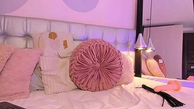 Axel brunette1 online show from March 18, 3:34 am